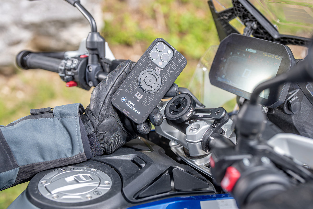 Translation missing: de.BMW Motorrad und SP Connect - das passt!