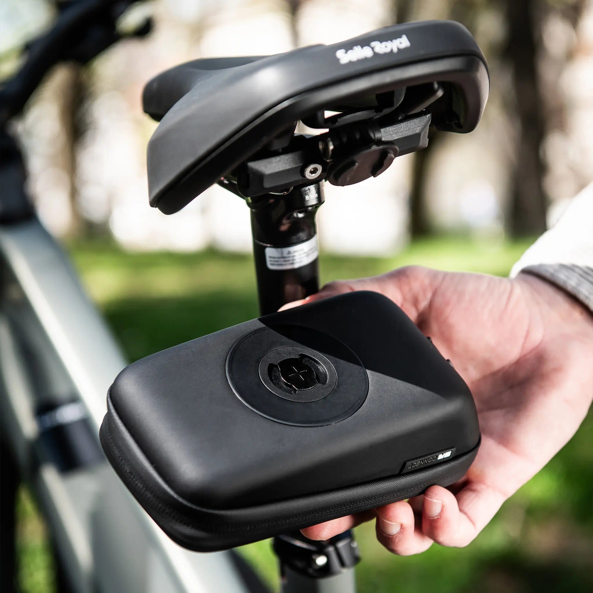 Saddle Mount
