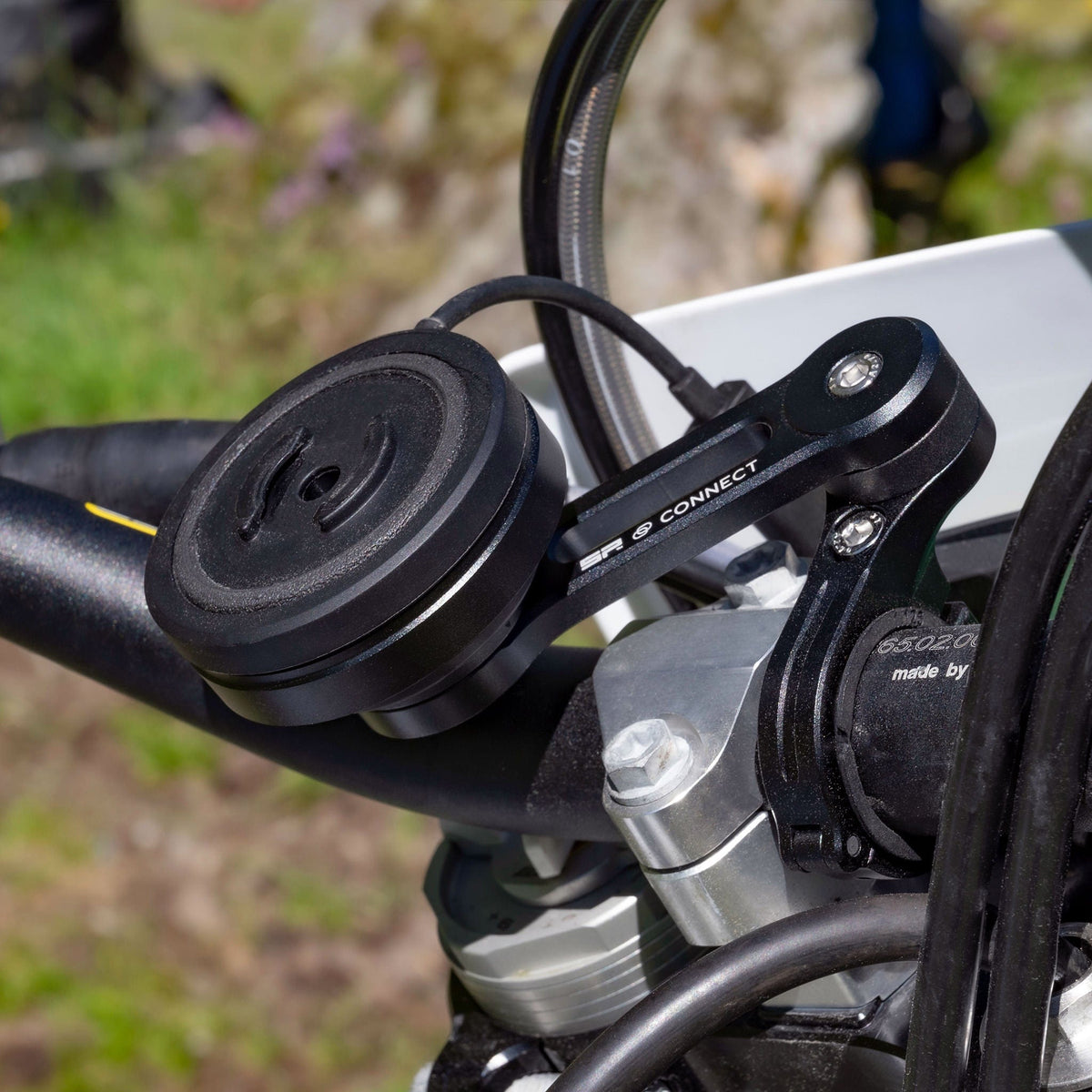 flowgoer Vibrationsdämpfender Motorrad-Handyhalter, Einfache